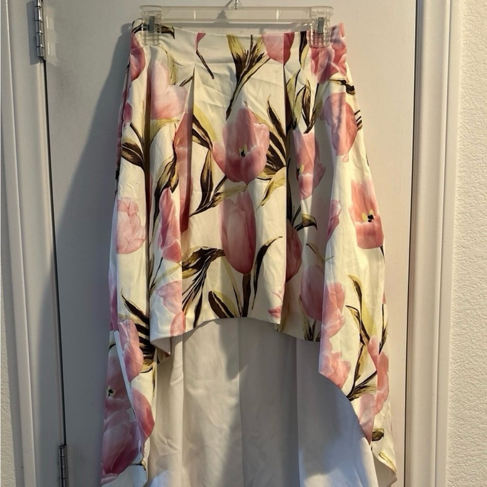 Floral Pink & White Women's hi-low l’atiste skirt